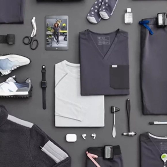 Medium Catarina Figs Top-CHARCOAL - Picture 3 of 4